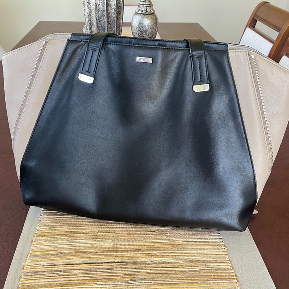 Ralph Lauren Handbags - Ralph Lauren